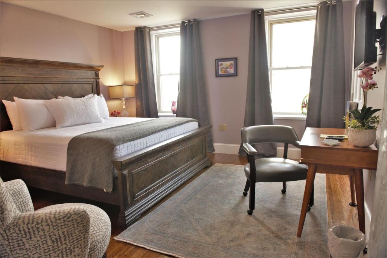 Bed and Breakfast The Manor On Front Harrisburg Zimmer foto