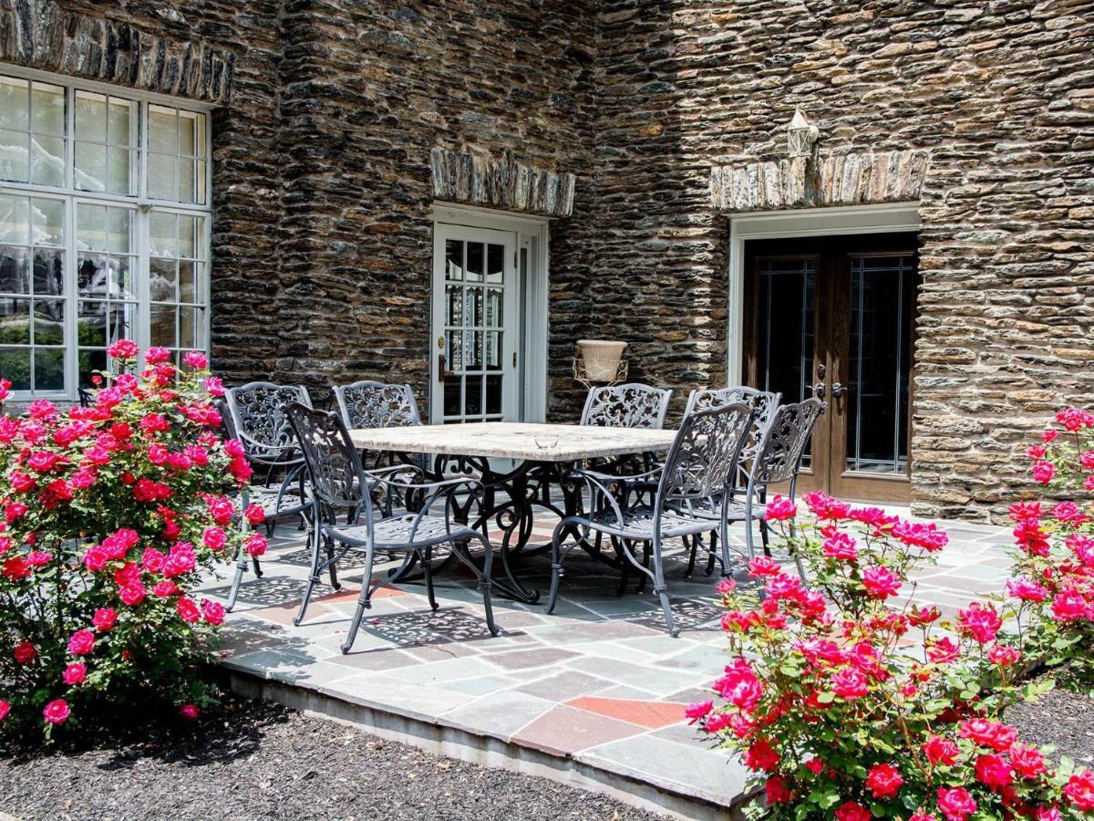 Bed and Breakfast The Manor On Front Harrisburg Exterior foto